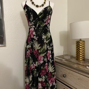 Women dress